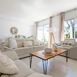 - Beachside, 3br Townhouse Marbella