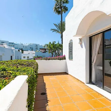 Dom wakacyjny Marbella Home Rentals - Beachside, 3Br Townhouse Marbella