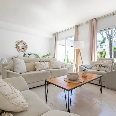 - Beachside, 3br Townhouse Marbella