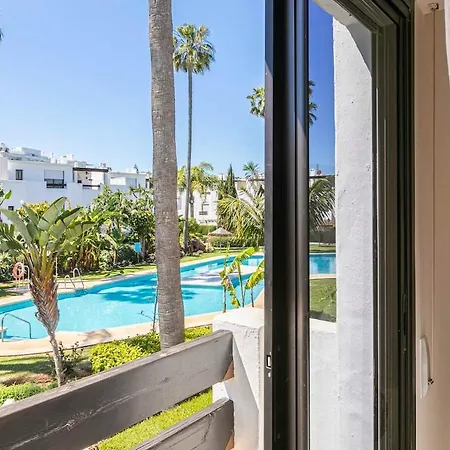 Marbella Home Rentals - Beachside, 3Br Townhouse