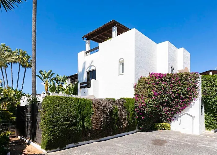 - Beachside, 3br Townhouse マルベーリャ