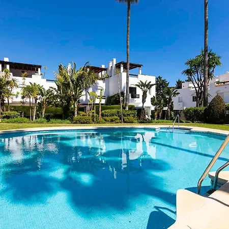 Marbella Home Rentals - Beachside, 3Br Townhouse