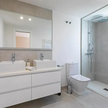 Marbella Home Rentals - Beachside, 3Br Townhouse Feriehus Marbella