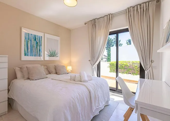- Beachside, 3br Townhouse Дом отдыха *
