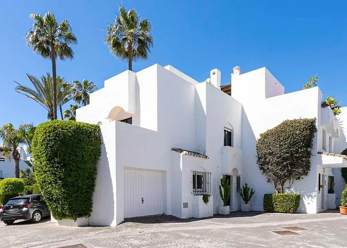 - Beachside, 3br Townhouse *